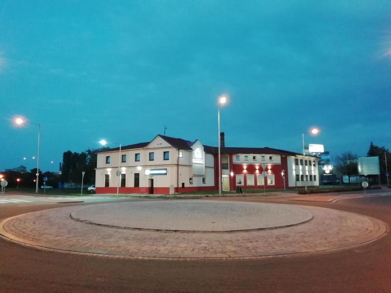 Motorest U Kola Prostějov المظهر الخارجي الصورة